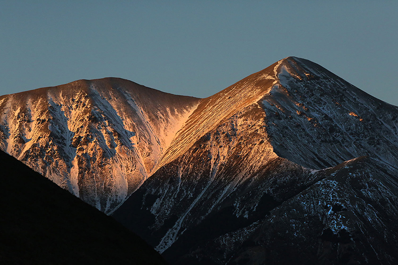 Southern Alps from Tranzalpine Train, South Island : New Zealand : Travel : Photos :  Richard Moore Photography : Photographer : 